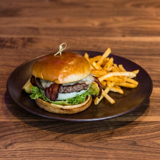 Pub & Kitchen Burger