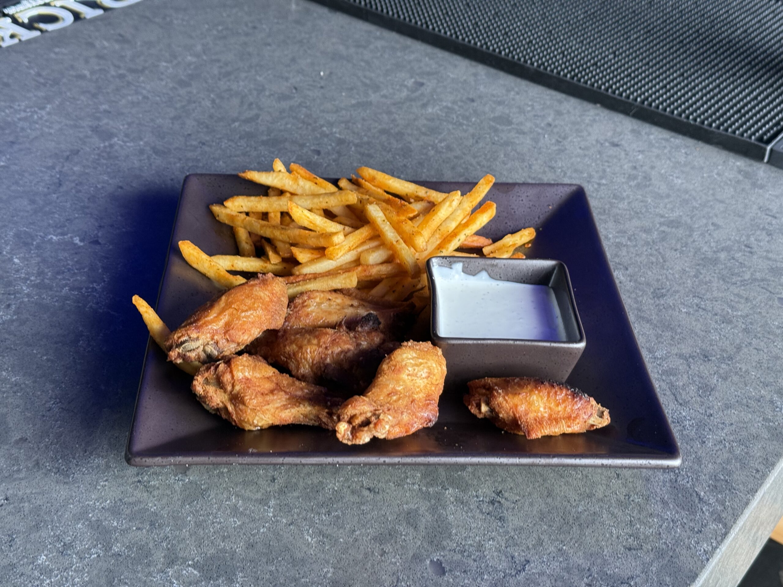 6 piece wing and fries